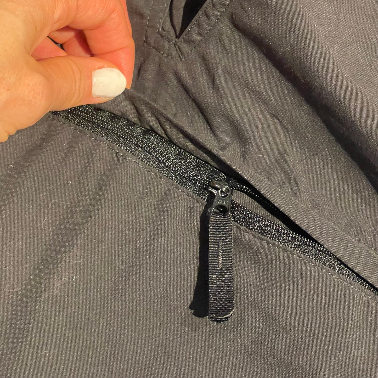 Leichte Trekking- Hose von Haglöfs (M Damen) schwarz
