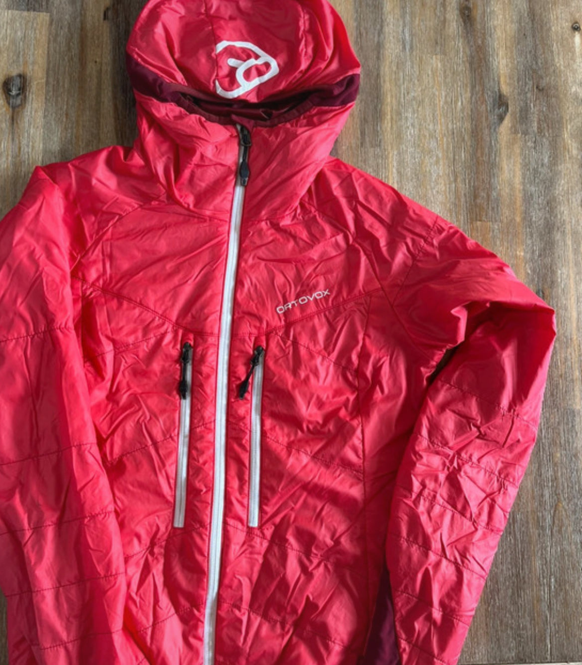 Wolle / Daunen Jacke von Ortovox (S Damen) rosa mit Kapuze