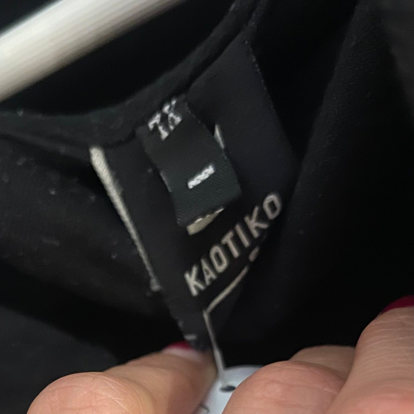 Hoodie von Kaotiko in Größe L / XL schwarz bunt