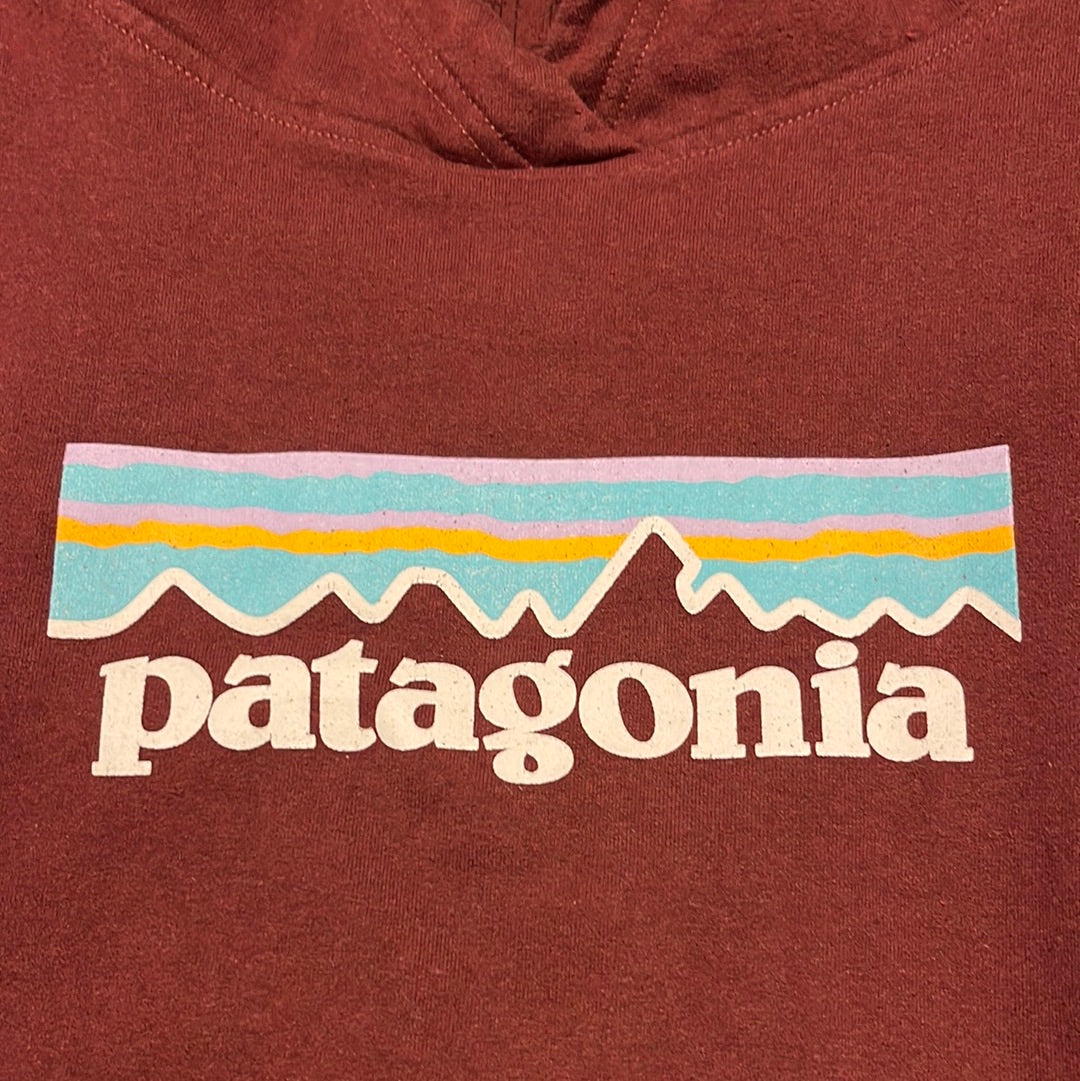 Dunkelroter Hoodie von Patagonia in Größe XS (Damen) - wanderlich.com