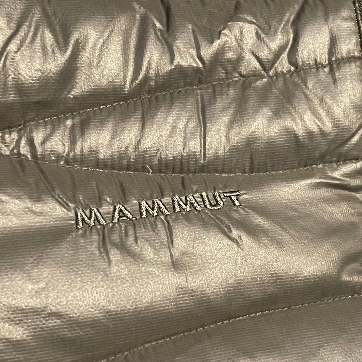 Daunen Mantel von Mammut (M Damen) Parka olivengrün