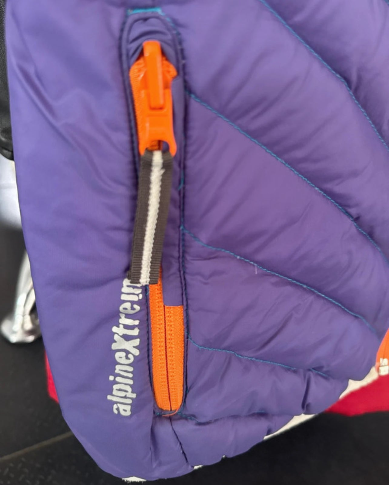 Daunen Jacke Salewa (S Damen) Isolations Steppjacke lila