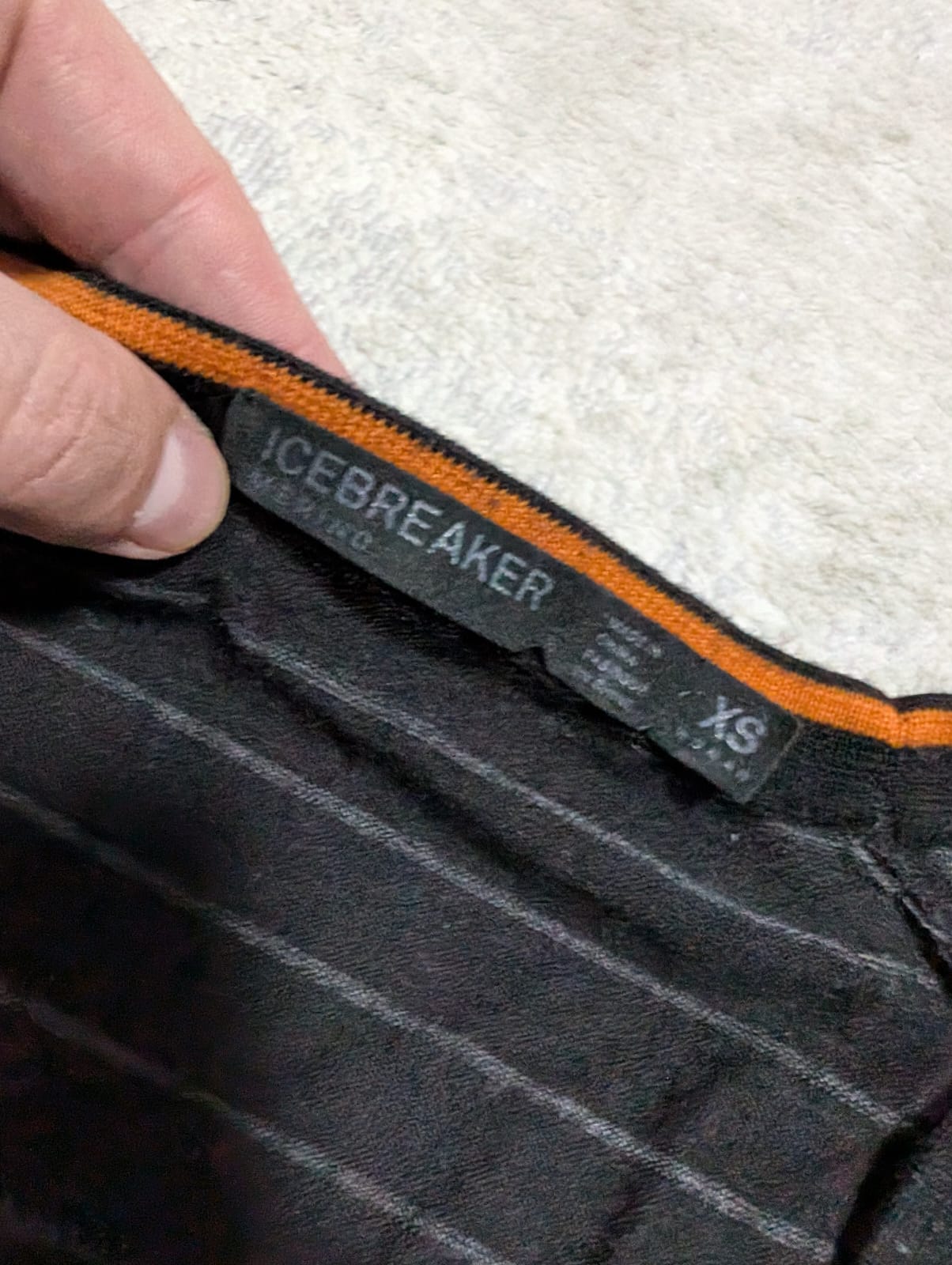 Pullover von Icebreaker 100% Merino XS schwarz gestreift