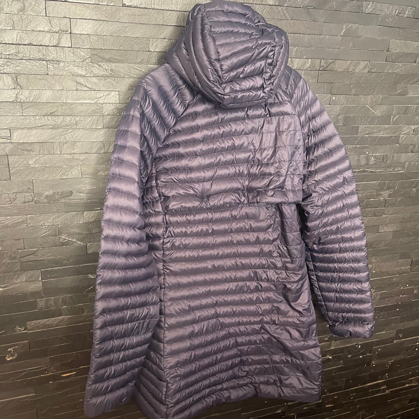 Lange Daunen Jacke von Mammut Eiger (L Damen) Parka dunkelblau