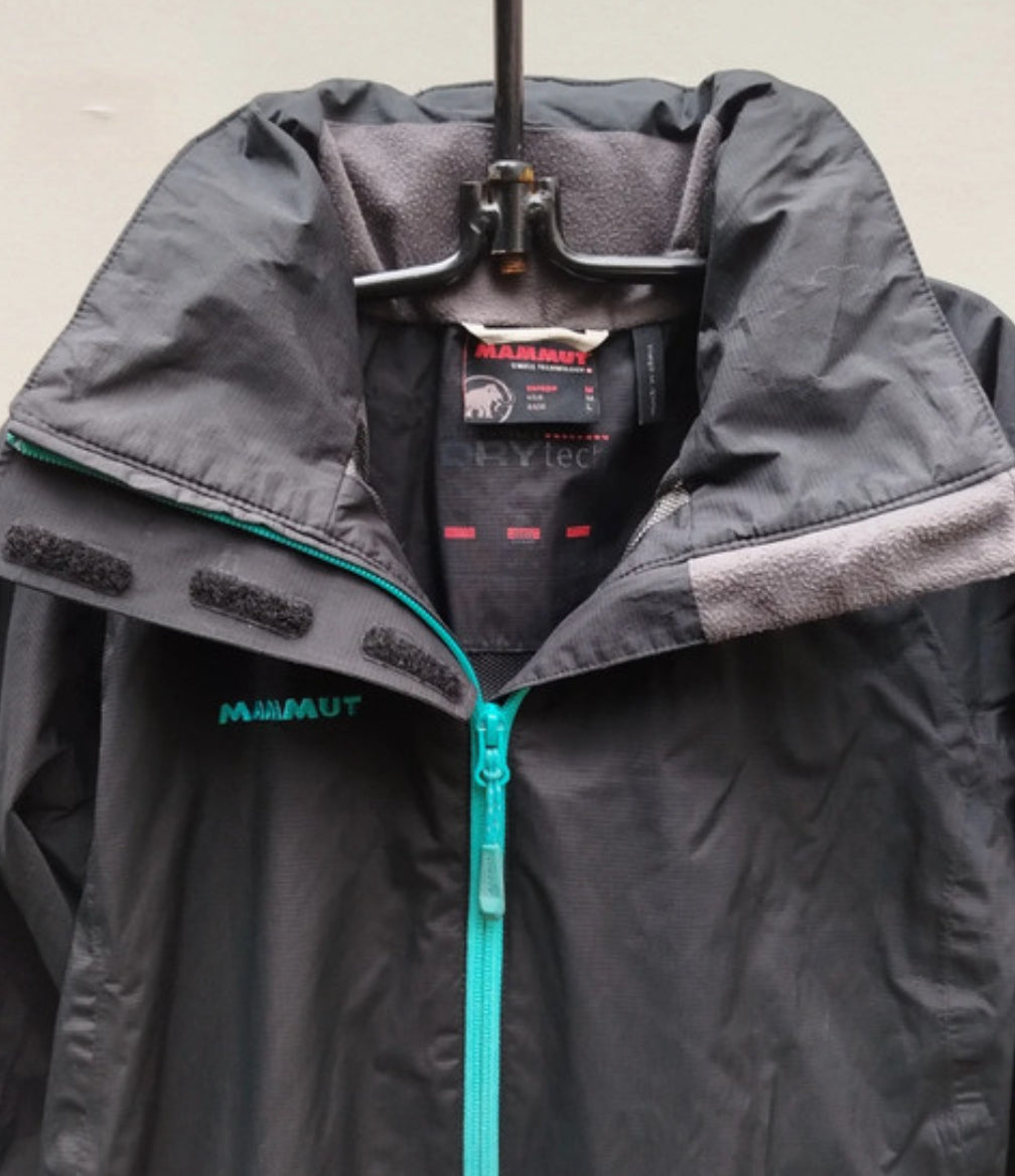 Verlängerte Regen Jacke von Mammut (M Damen) Parka schwarz