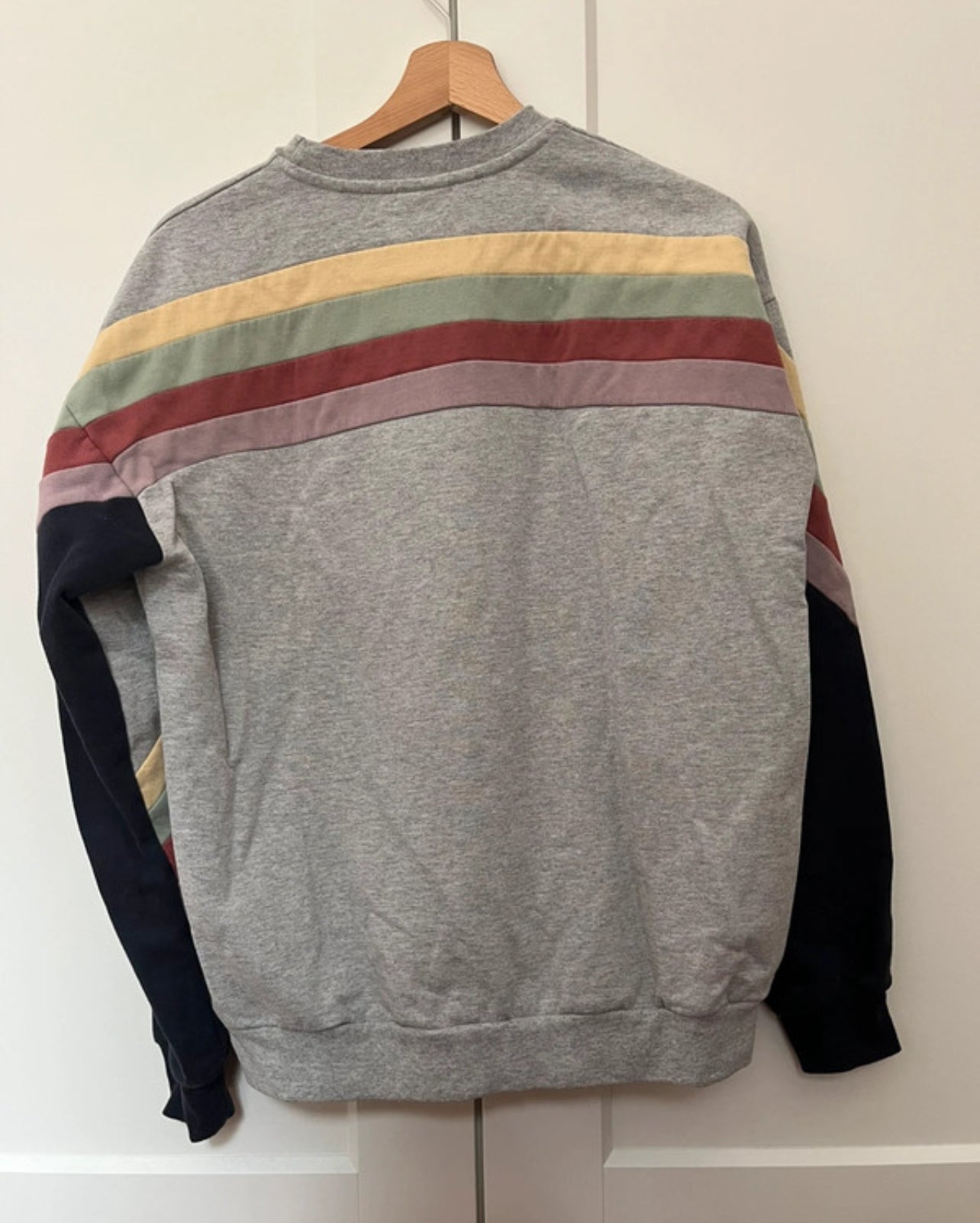 Kaotiko Pullover S / M hellgrau bunt
