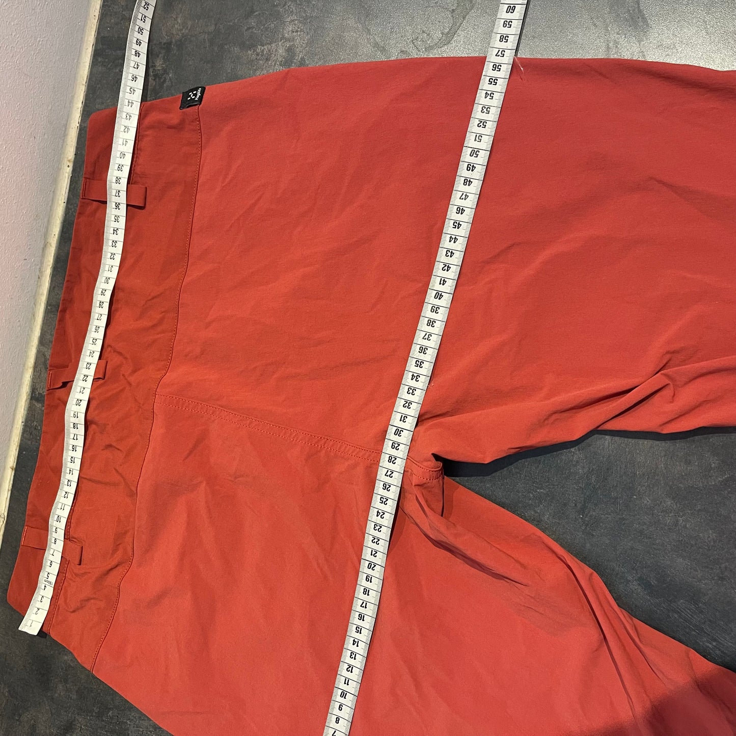 Leichte Trekking Hose von Haglöfs (L Damen) Terrakotta rot