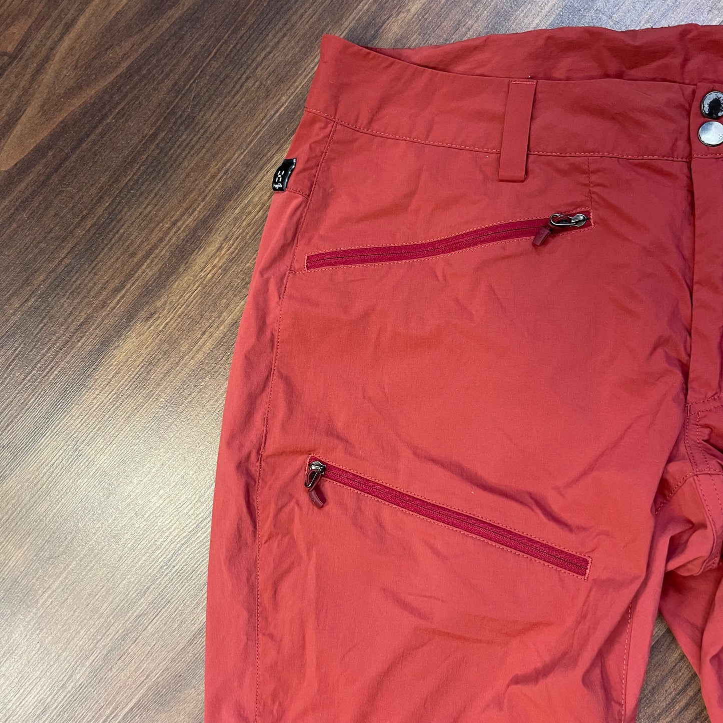 Leichte Trekking Hose von Haglöfs (L Damen) Terrakotta rot