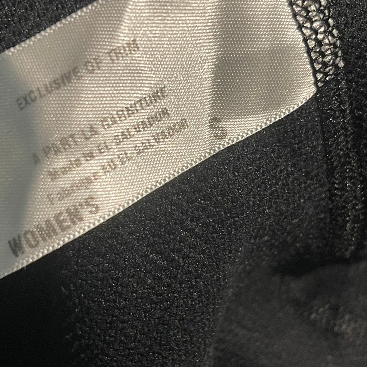Longsleeve Patagonia (SDamen) Funktionsshirt aus Capilene neck zip schwarz