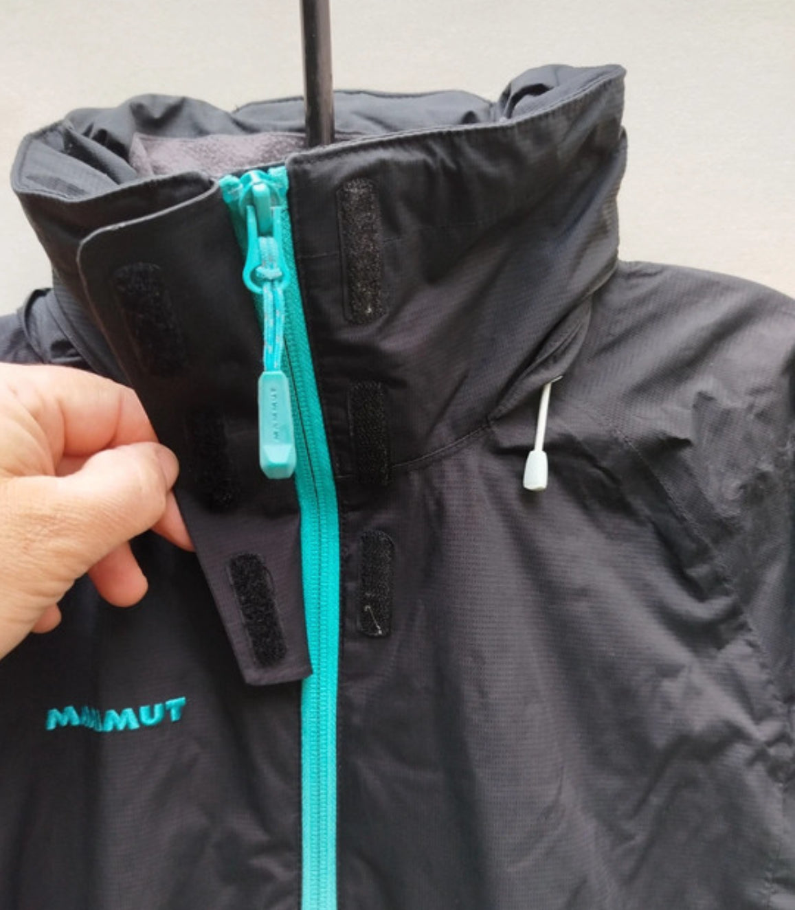 Verlängerte Regen Jacke von Mammut (M Damen) Parka schwarz
