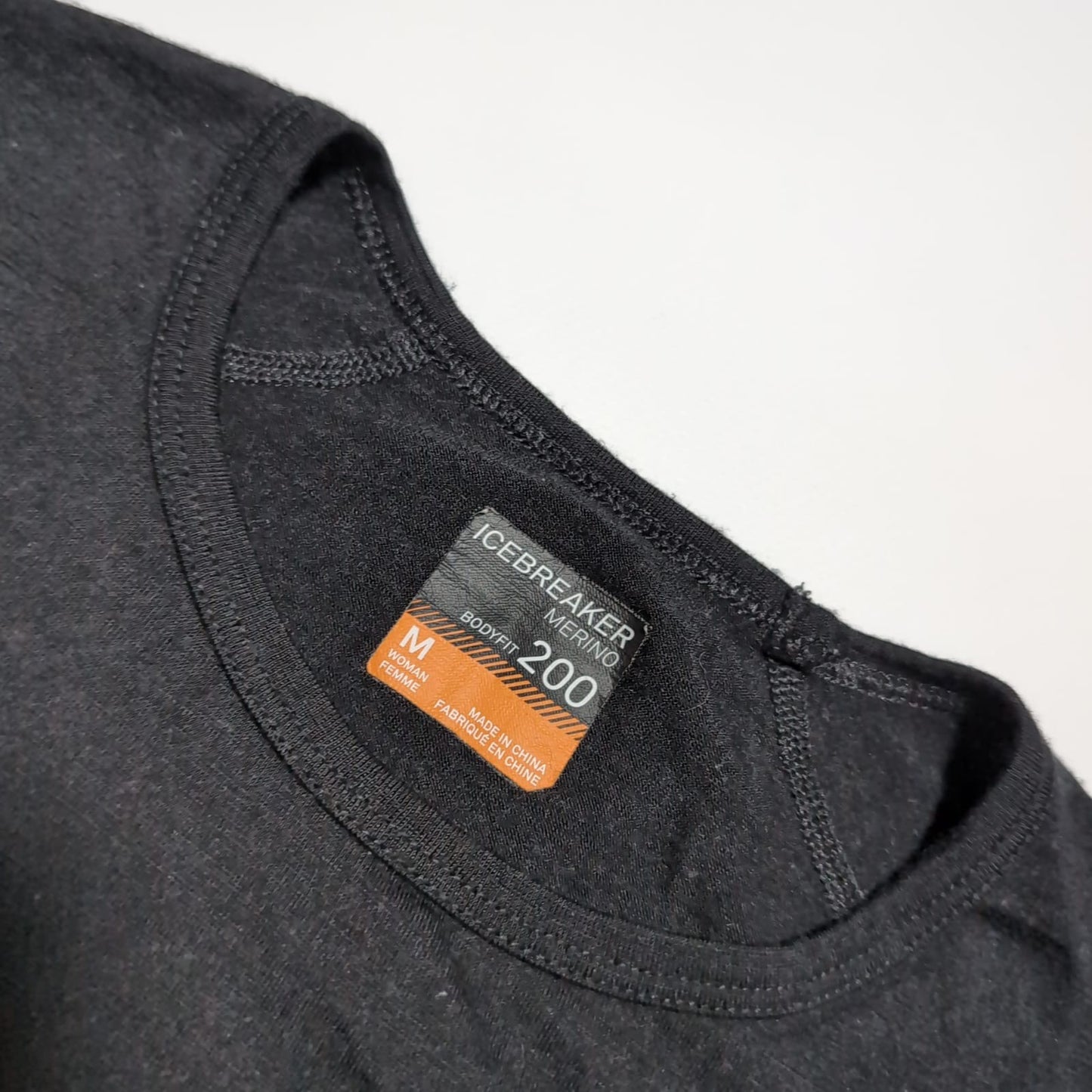 Longsleeve von Icebreaker (M Damen) Merino 200 schwarz
