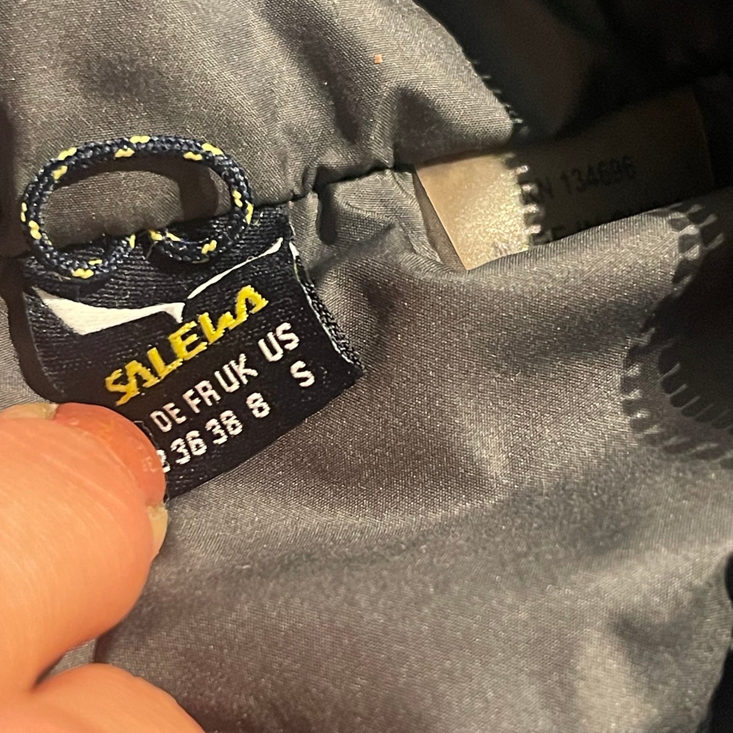 Hybrid Stepp Jacke von Salewa (S Damen) Primaloft schwarz Kapuze