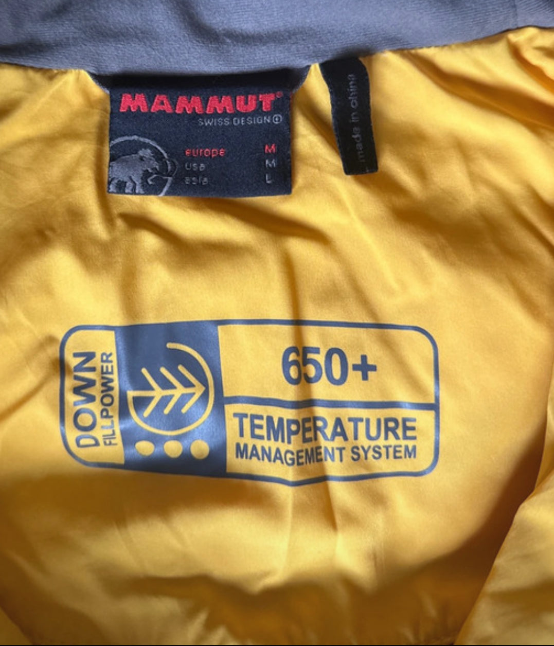 Daunen Mantel von Mammut (M Damen) Parka olivengrün