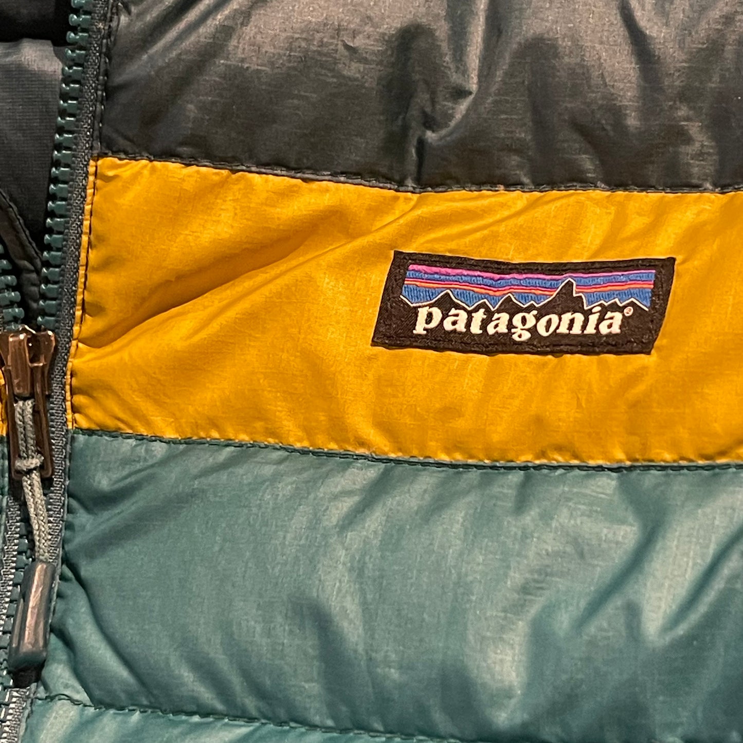 Patagonia Daunen Jacke (Herren S) türkis mit Kapuze