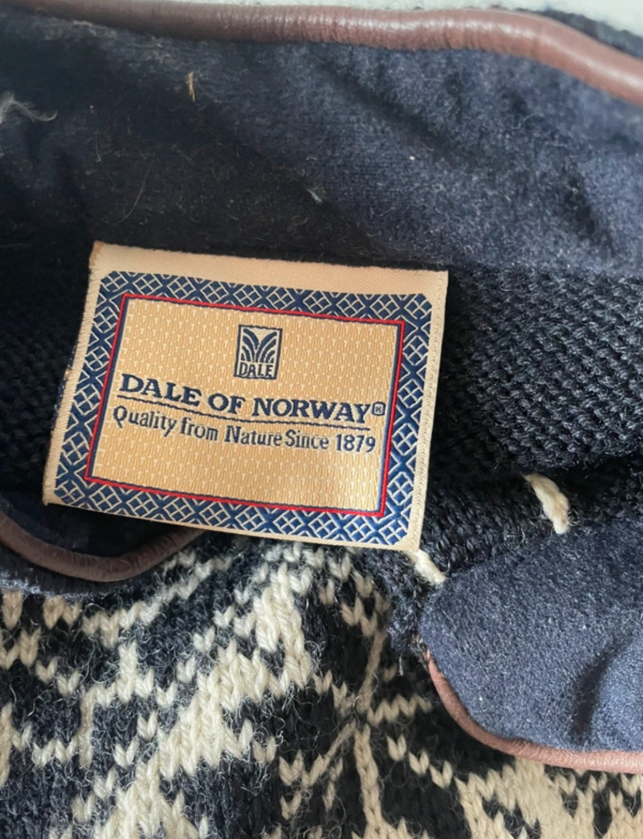 Strick Pullover Dale of Norway (M Herren / L Damen) schwarz mit Muster