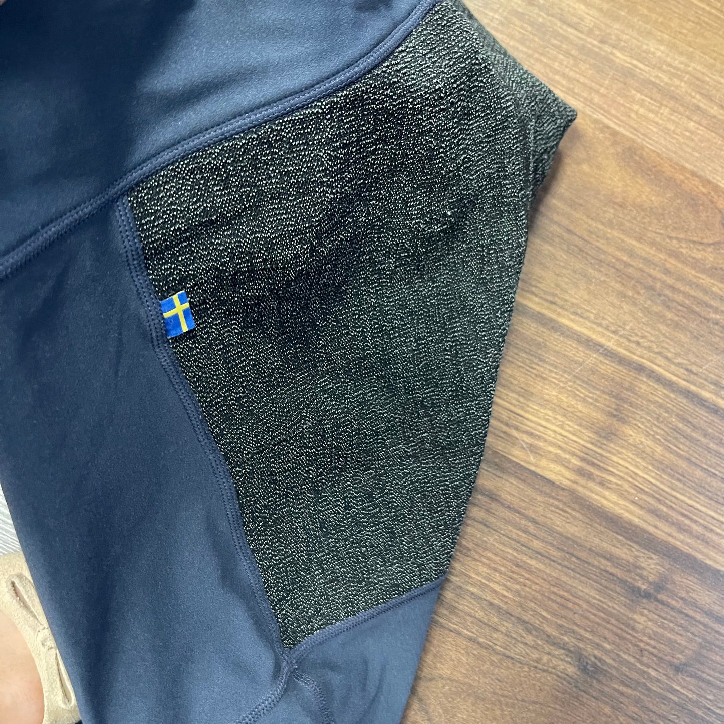 Elastische Hose von Fjällräven (L / 40 Damen) Trail Tights graphit und dunkelblau