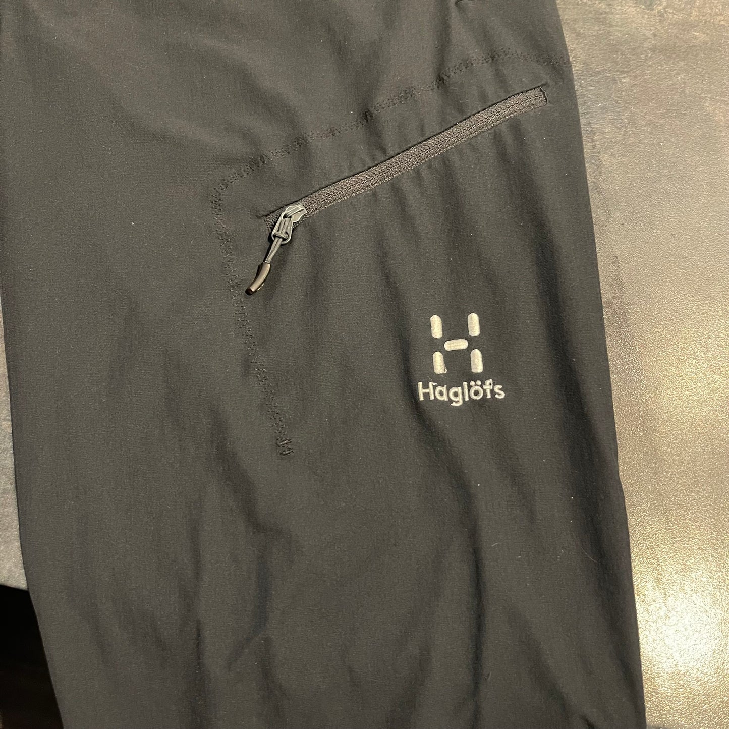 Leichte Trekking- Hose von Haglöfs (S Damen) elastisch schwarz