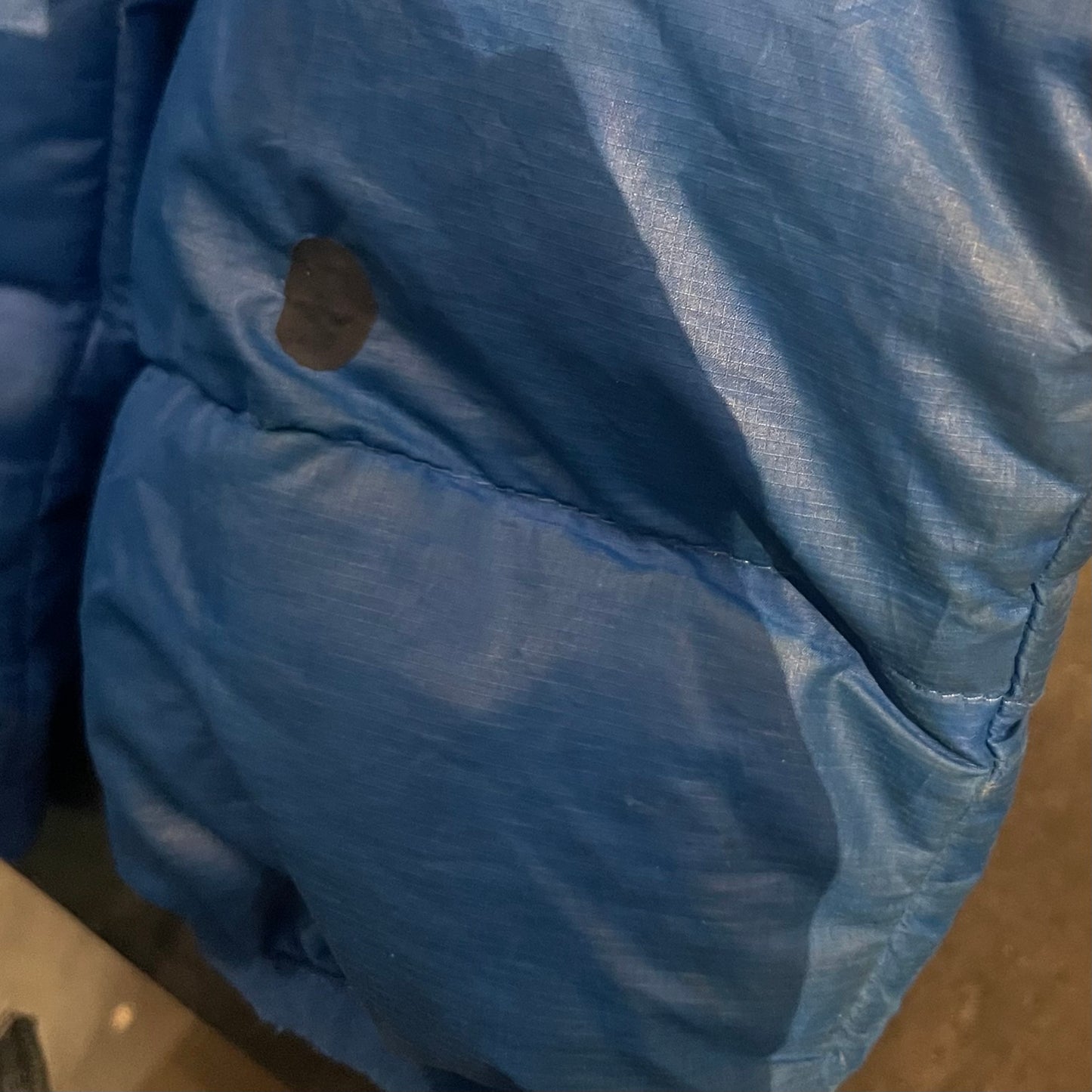 Daunen Jacke von Patagonia (M Herren ) blau mit Kapuze