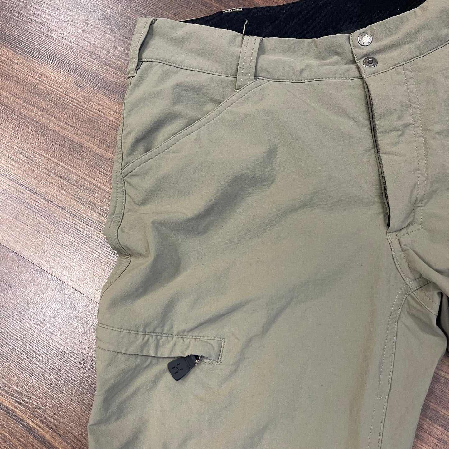 Ultraleichte Softshell Hose von Haglöfs (S Damen) elastisch olive beige