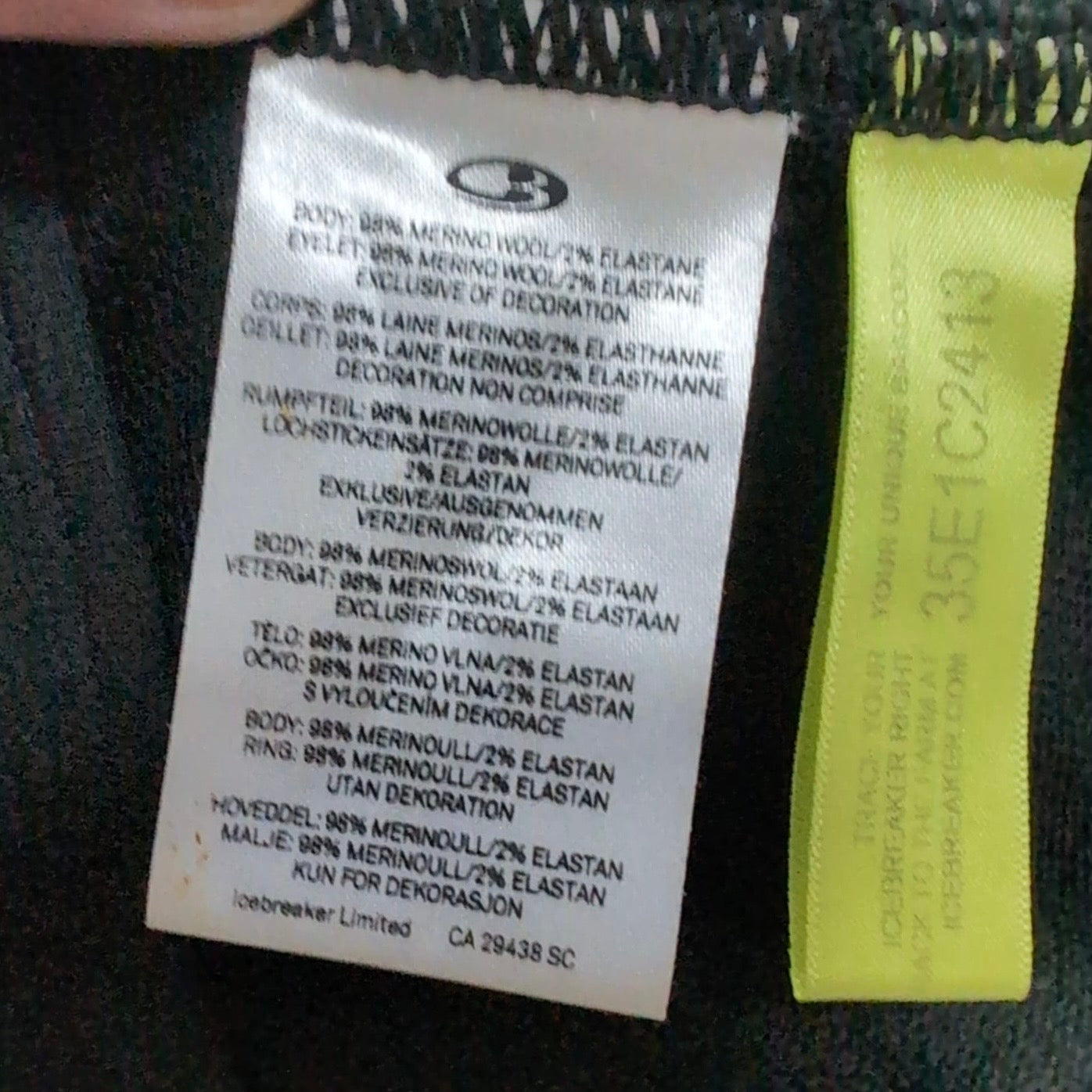 Merino Jacke von Icebreaker 260 (M Damen) schwarz mit Kapuze