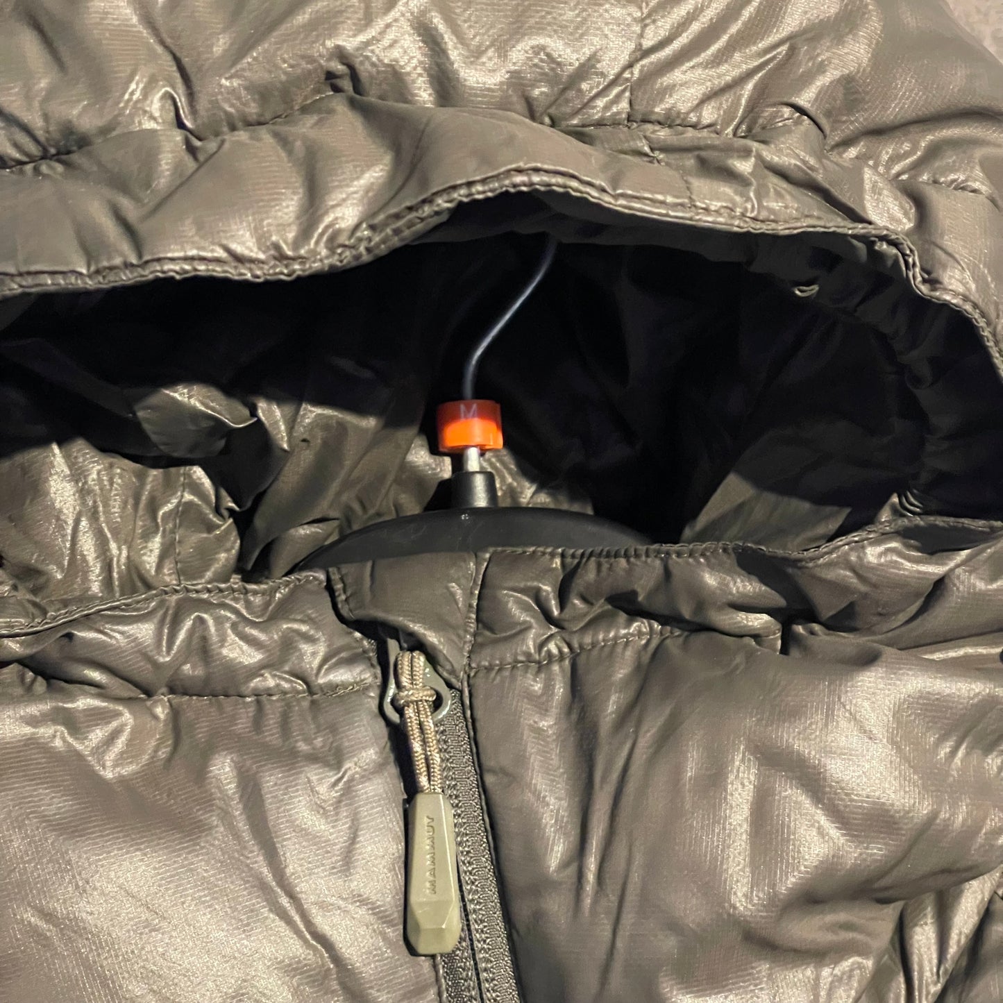 Daunen Mantel von Mammut (M Damen) Parka olivengrün