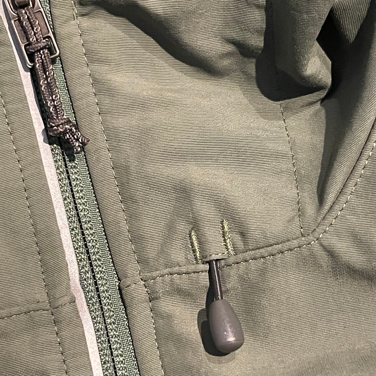 Patagonia Kapuzen Jacke (S bis M Herren ) khaki grün