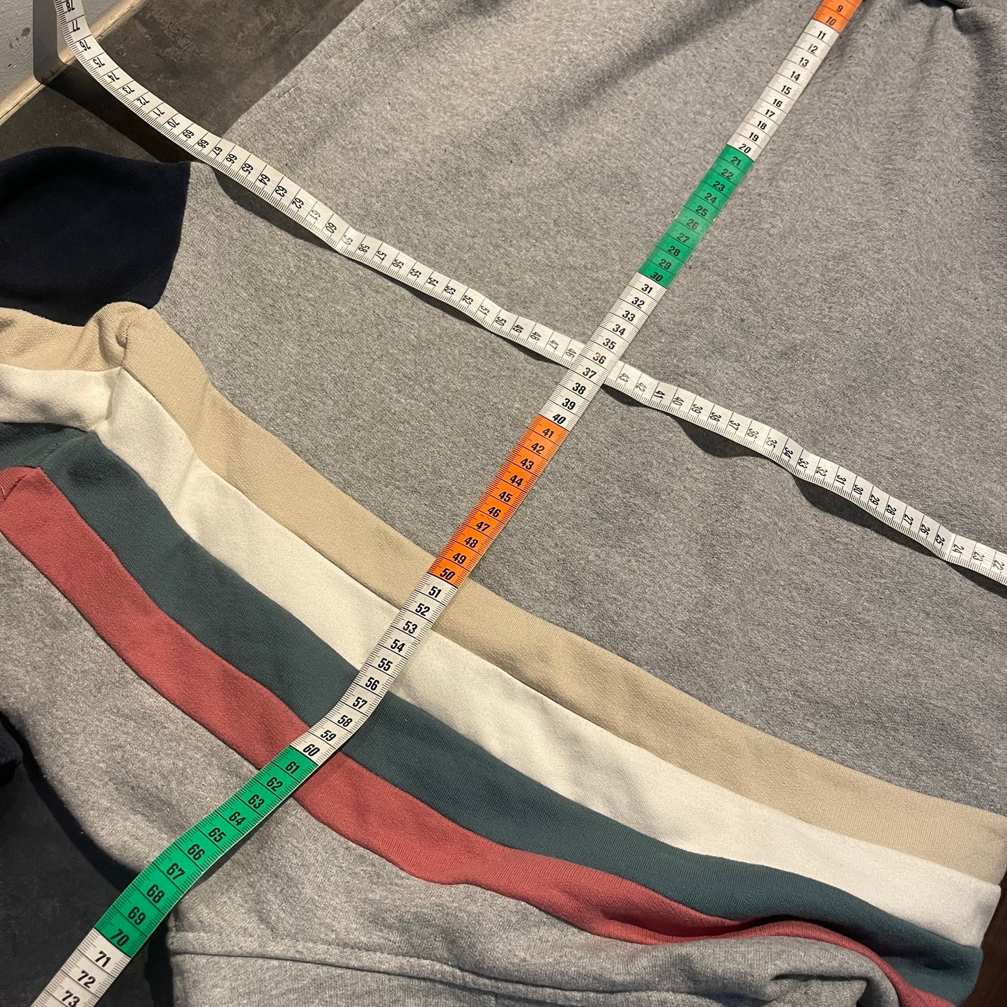Hooded Jacket von Kaotiko (L Herren) Full Zip Sweatshirt hellgrau bunt