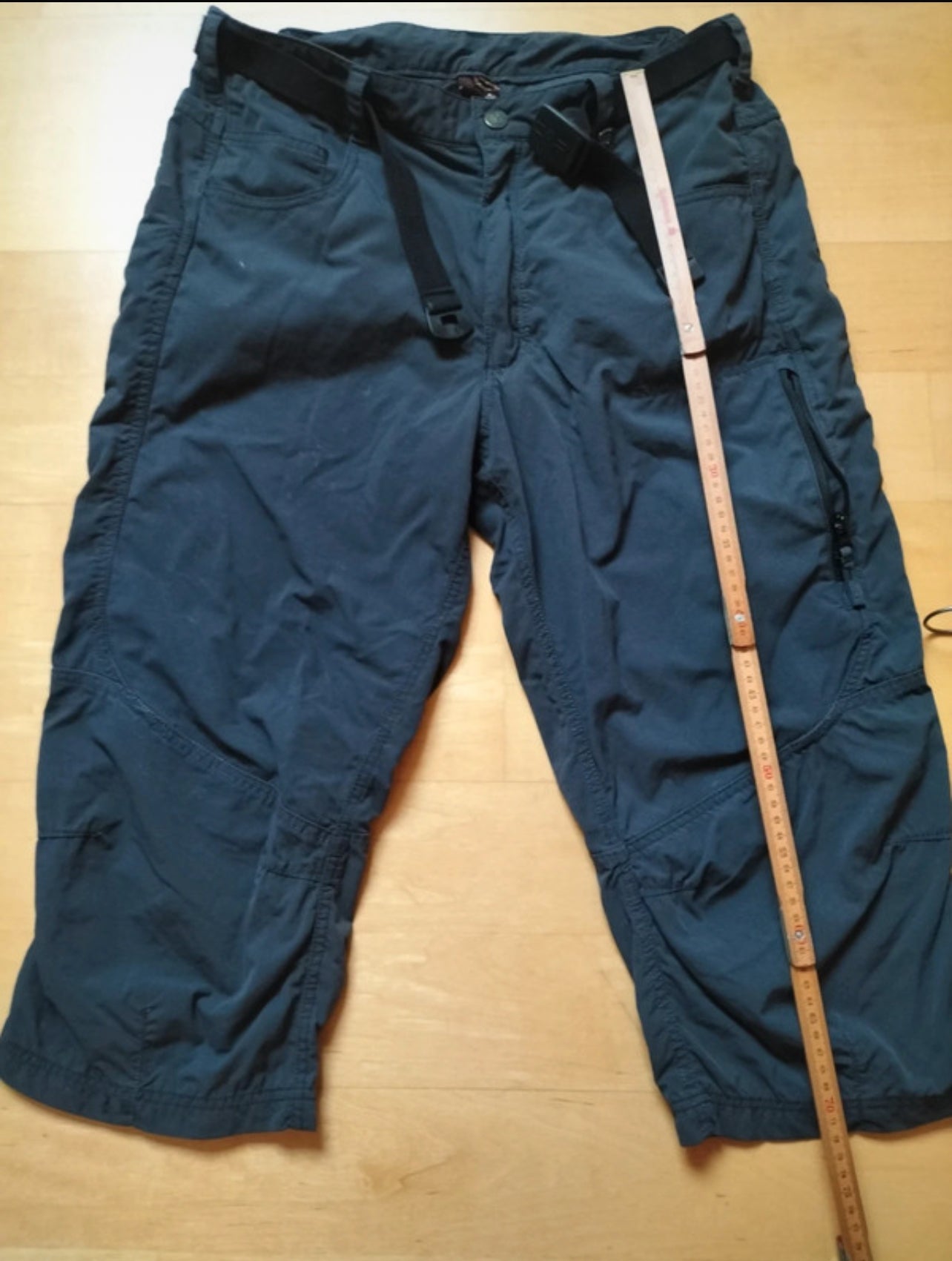 Kurze Hose von Salewa (L /XL Herren) technische Shorts dunkelgrau