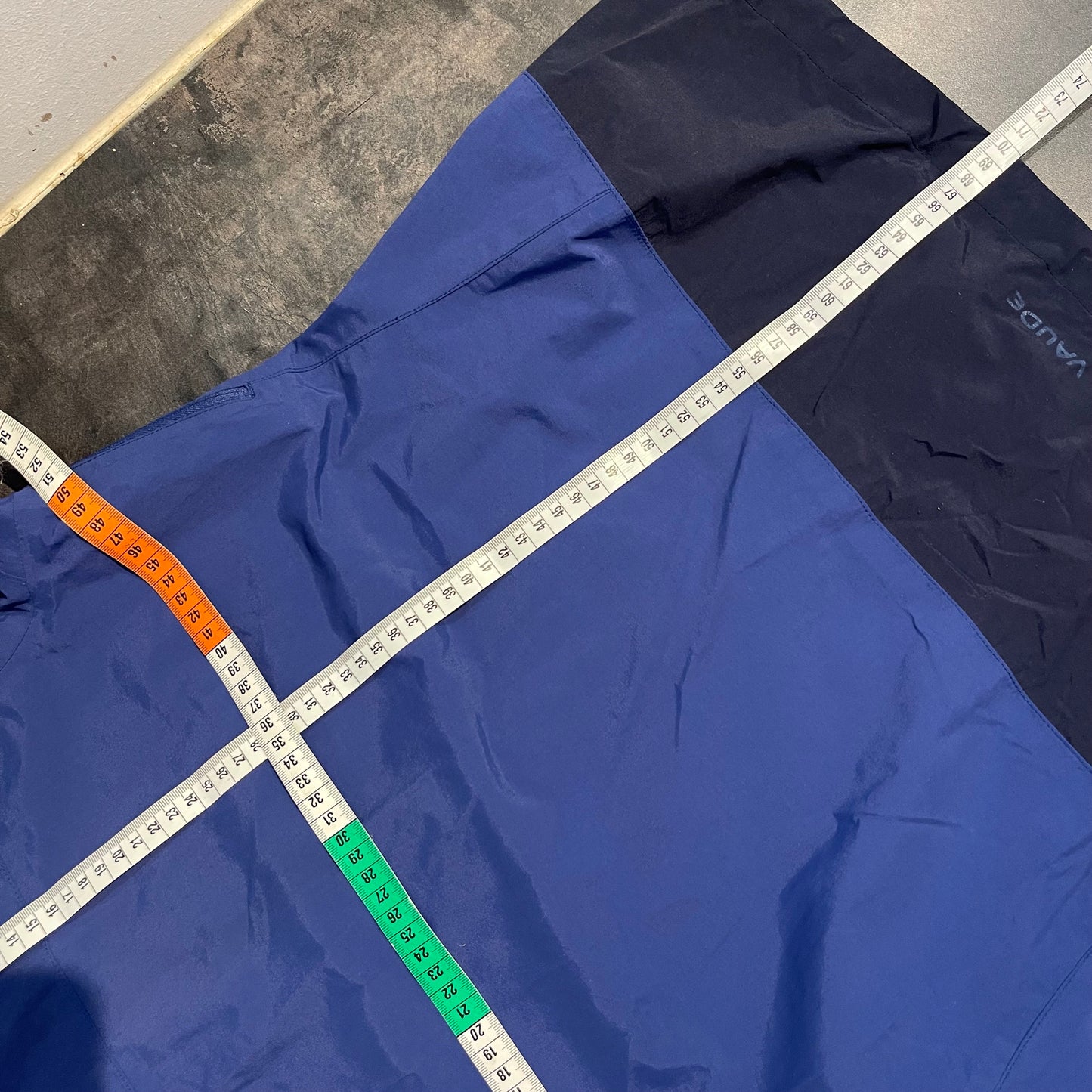 Regen Jacke von Vaude (M Damen) dunkelblau Hardshell