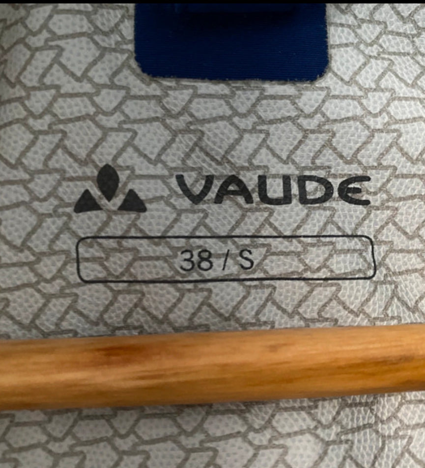 Regen Jacke von Vaude (M Damen) dunkelblau Hardshell