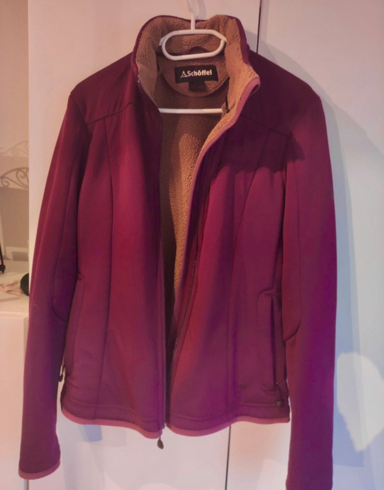 Gefütterte Softshell Jacke von Schöffel (S Damen) bordeaux / Aubergine