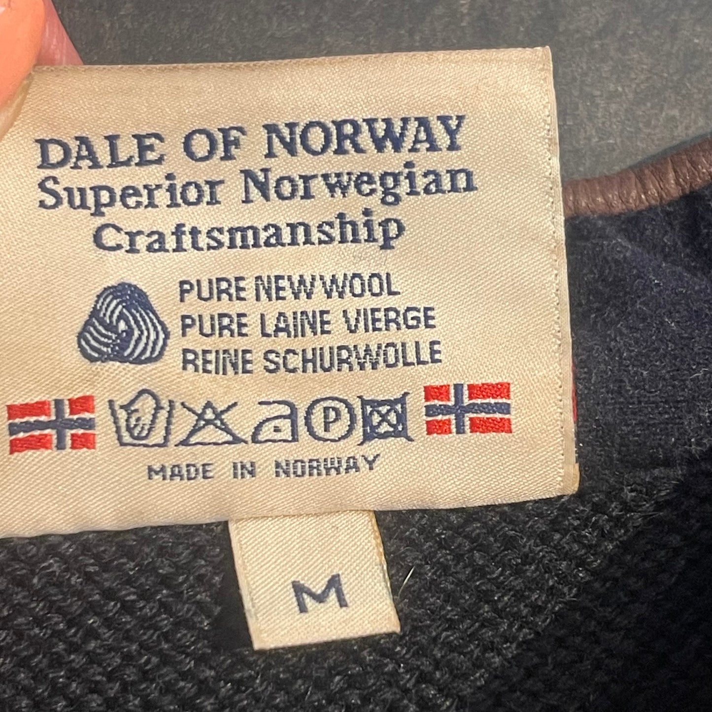 Strick Pullover Dale of Norway (M Herren / L Damen) schwarz mit Muster
