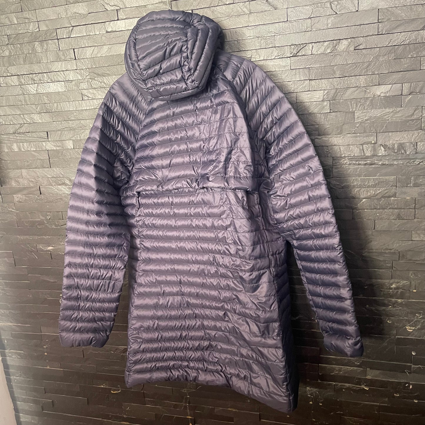 Lange Daunen Jacke von Mammut Eiger (L Damen) Parka dunkelblau