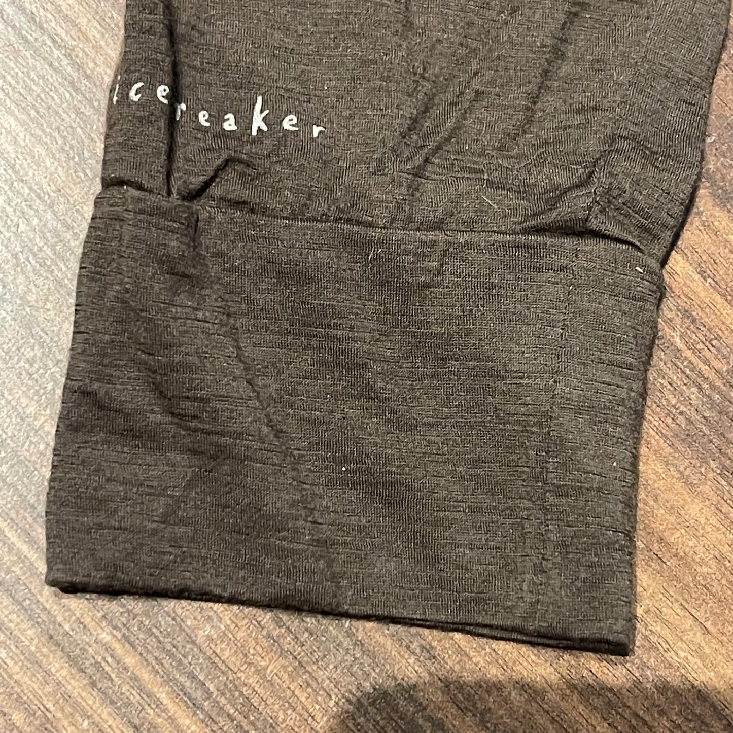 Longsleeve Icebreaker Merino (L Damen) braun mit Blume Ärmel 2/3