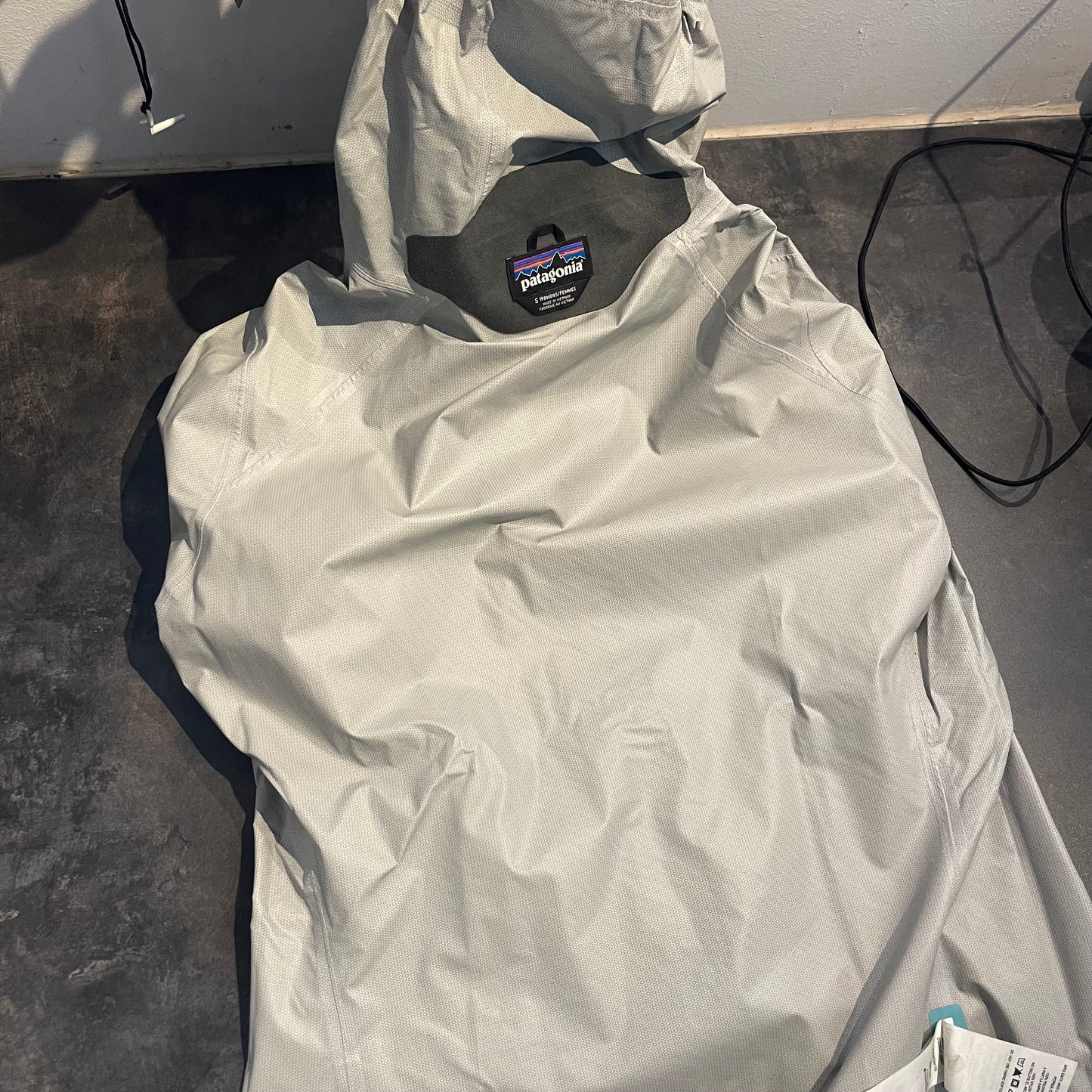 Hardshell Jacke von Patagonia (S Damen) Regenjacke türkis-blau
