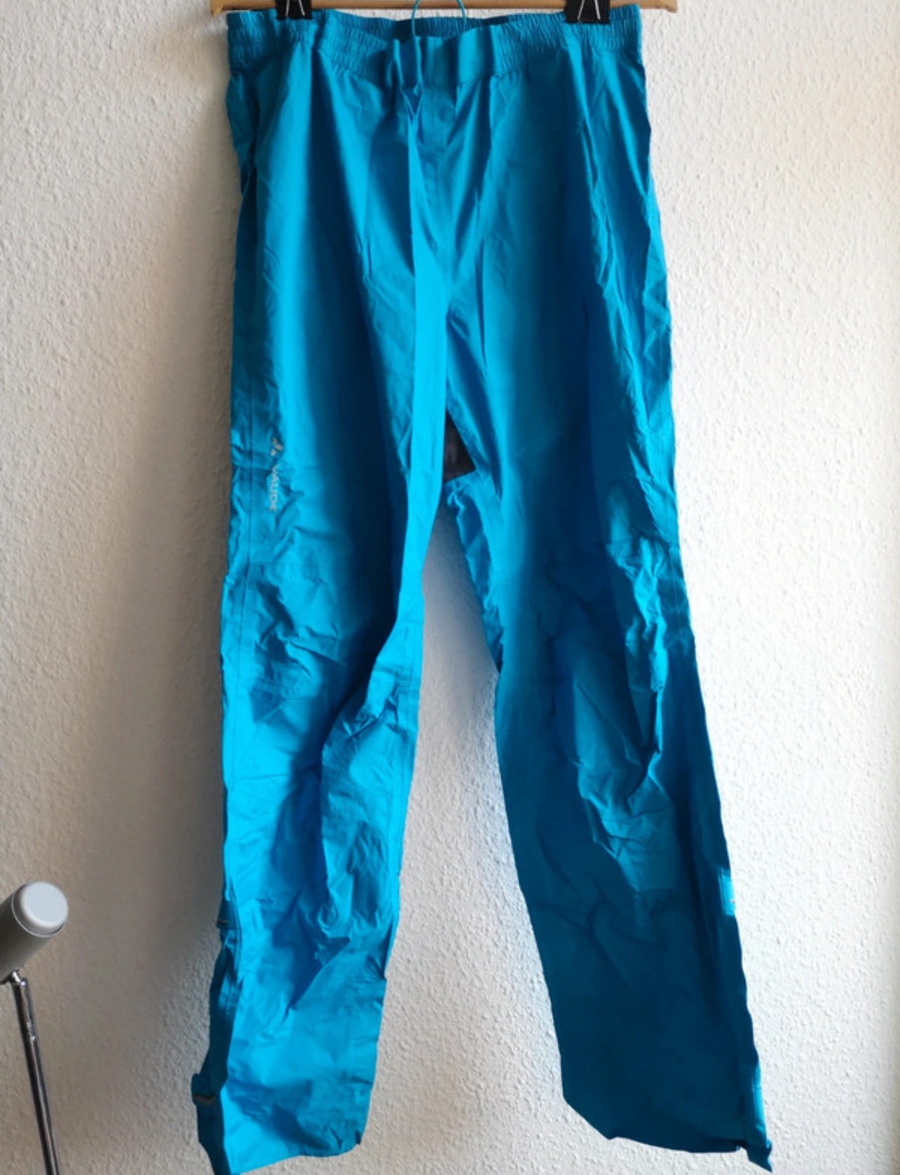 Rad Regenhose von Vaude (L / XL Damen) Hardshell Hose blau