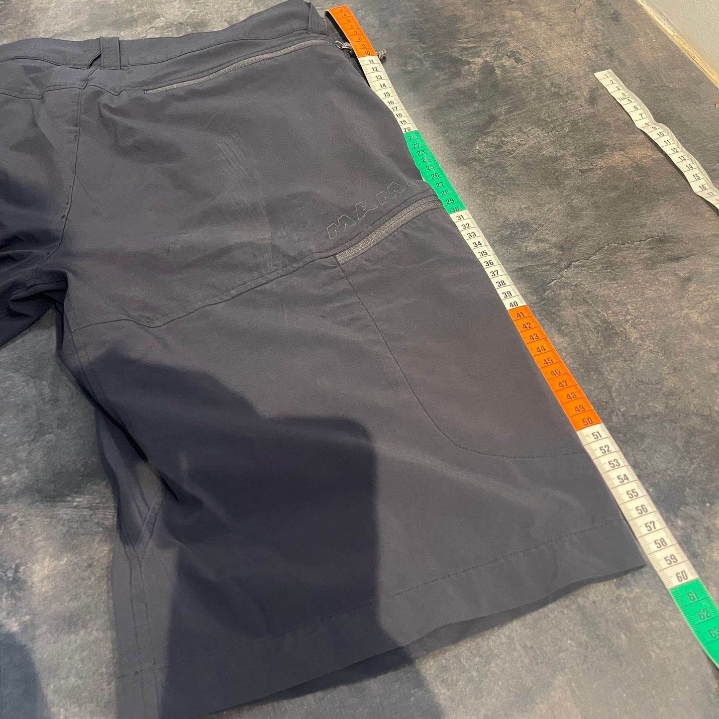Kurze Wander- Hose von Mammut (Herren M) Capri Shorts dunkelblau