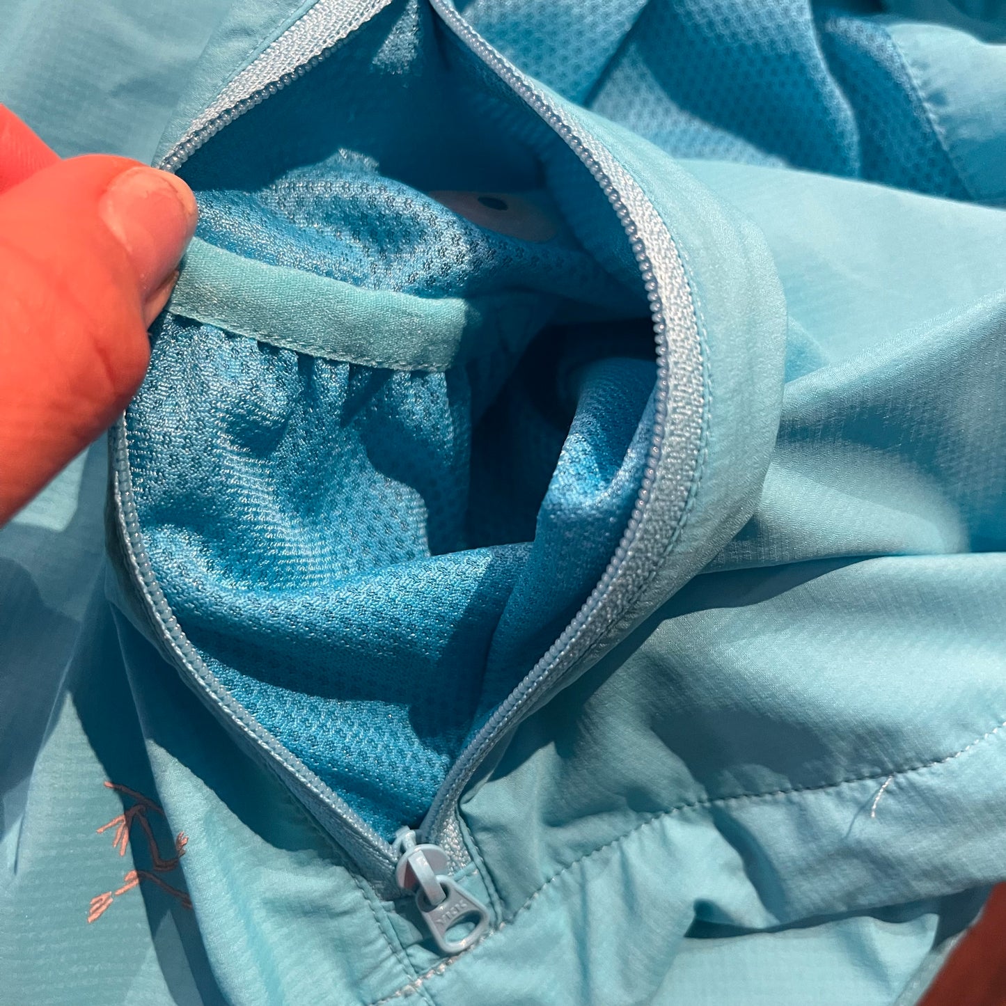 Jacke von Arcteryx (S Damen) Windbreaker blau NEU