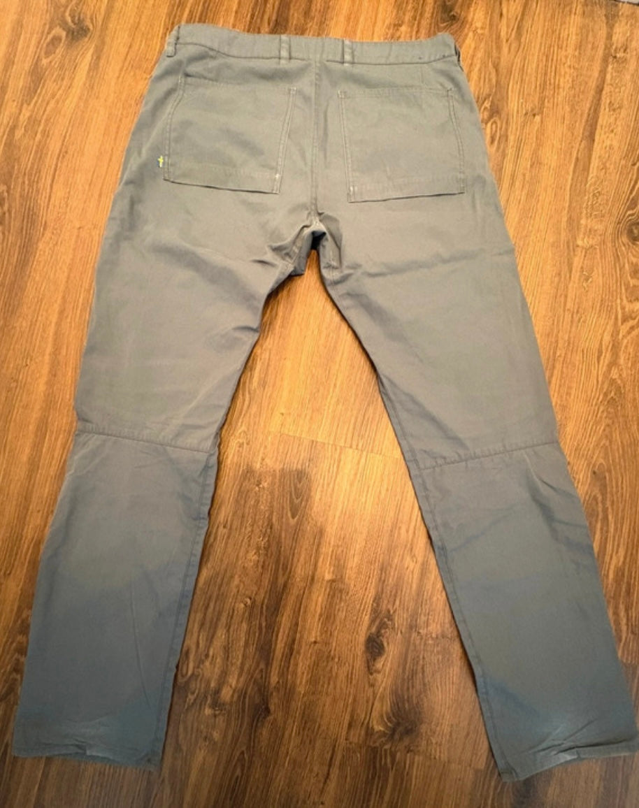Hose von Fjällräven (L Herren) Greenland G-1000 grau