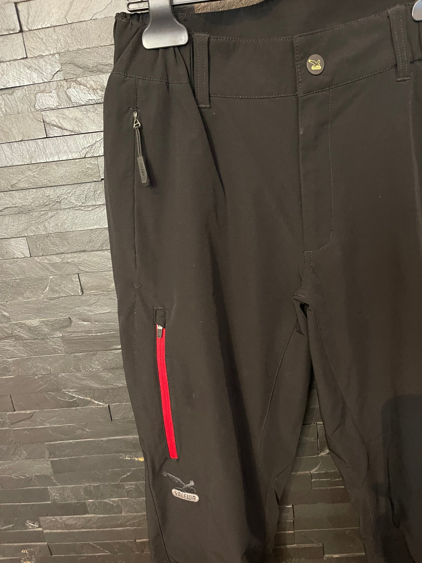 Hose von Salewa (S bis M Herren ) Softshell schwarz elastisch