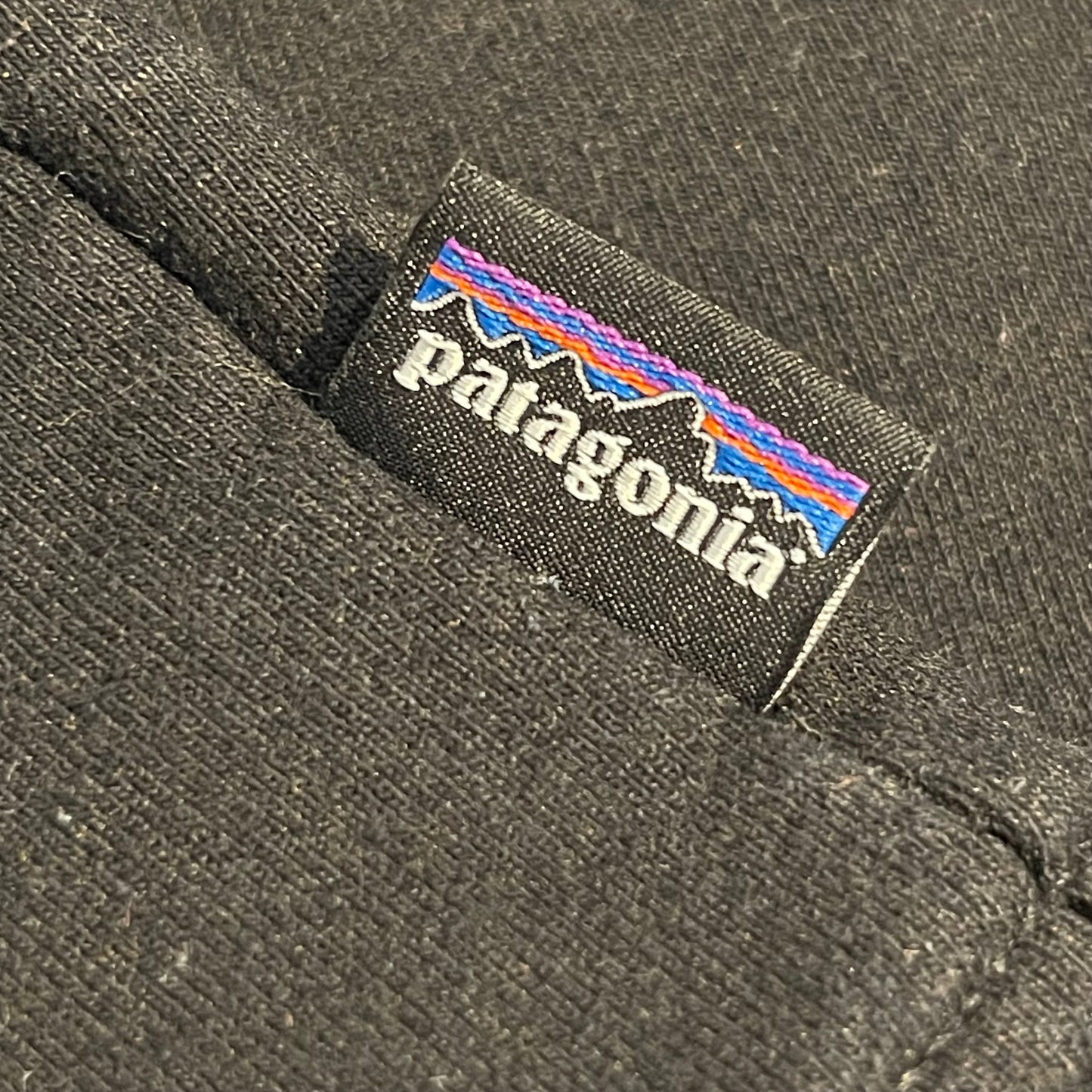 Patagonia Uprisal Hoodie (M Unisex) Bio-Baumwolle Brustlogo schwarz
