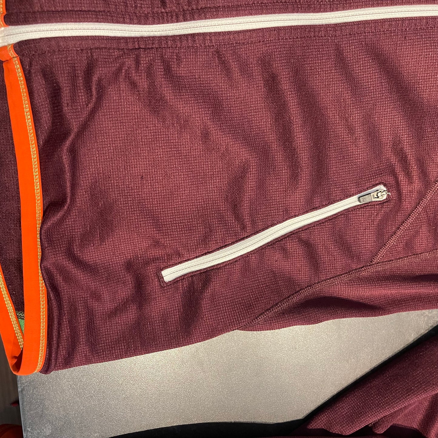 Merino inside Jacke von Ortovox (S Herren) Hoodie bordeaux
