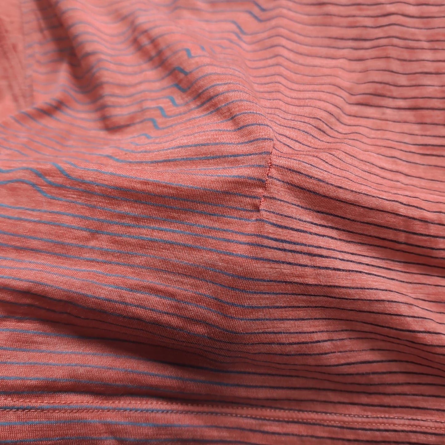 Merino T-Shirt von Icebreaker (S Damen ) korallenrot mit Print New Zealand