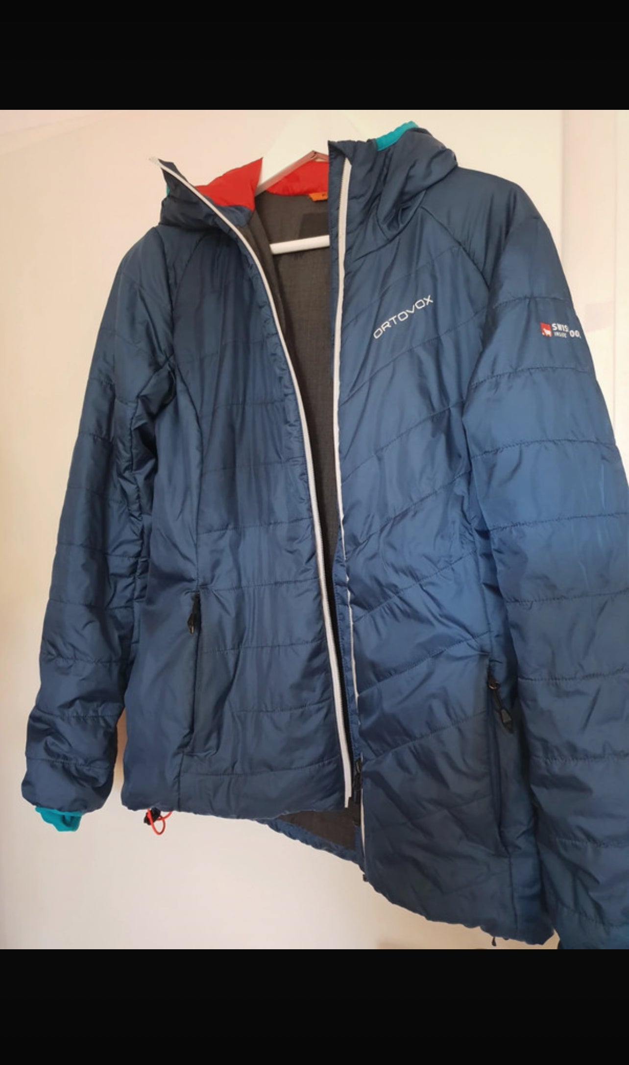 Warme Kapuzen Jacke von Ortovox (M Damen) Swisswool blau