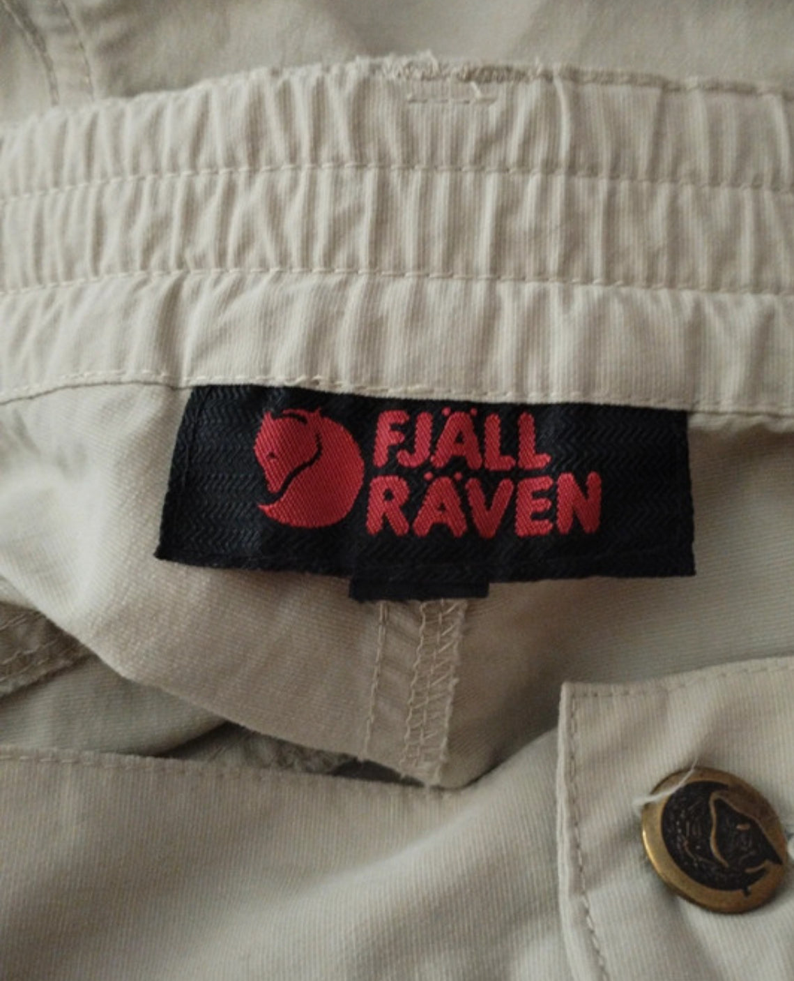 Kurze Trekking Hose Shorts von Fjällräven (M Damen) creme