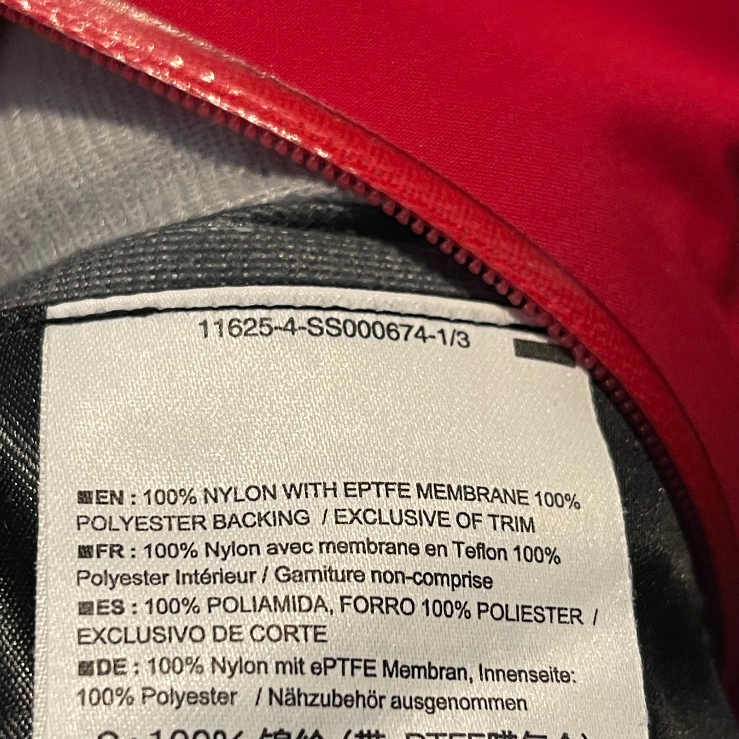 Hardshell Jacke von Arcteryx Beta AR (S Damen) pink-rot