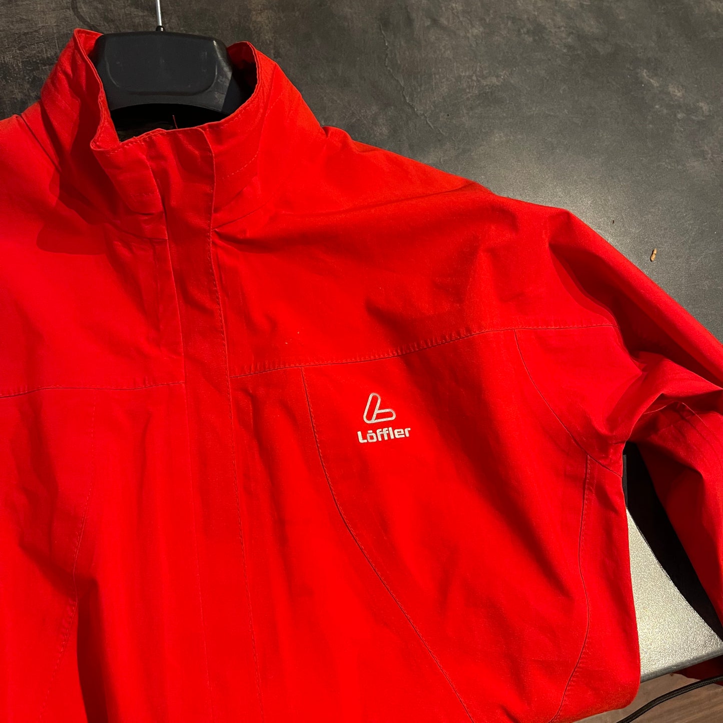 GoreTex Jacke von Löffler (XL Damen / L Herren) Windstopper wasserdicht rot