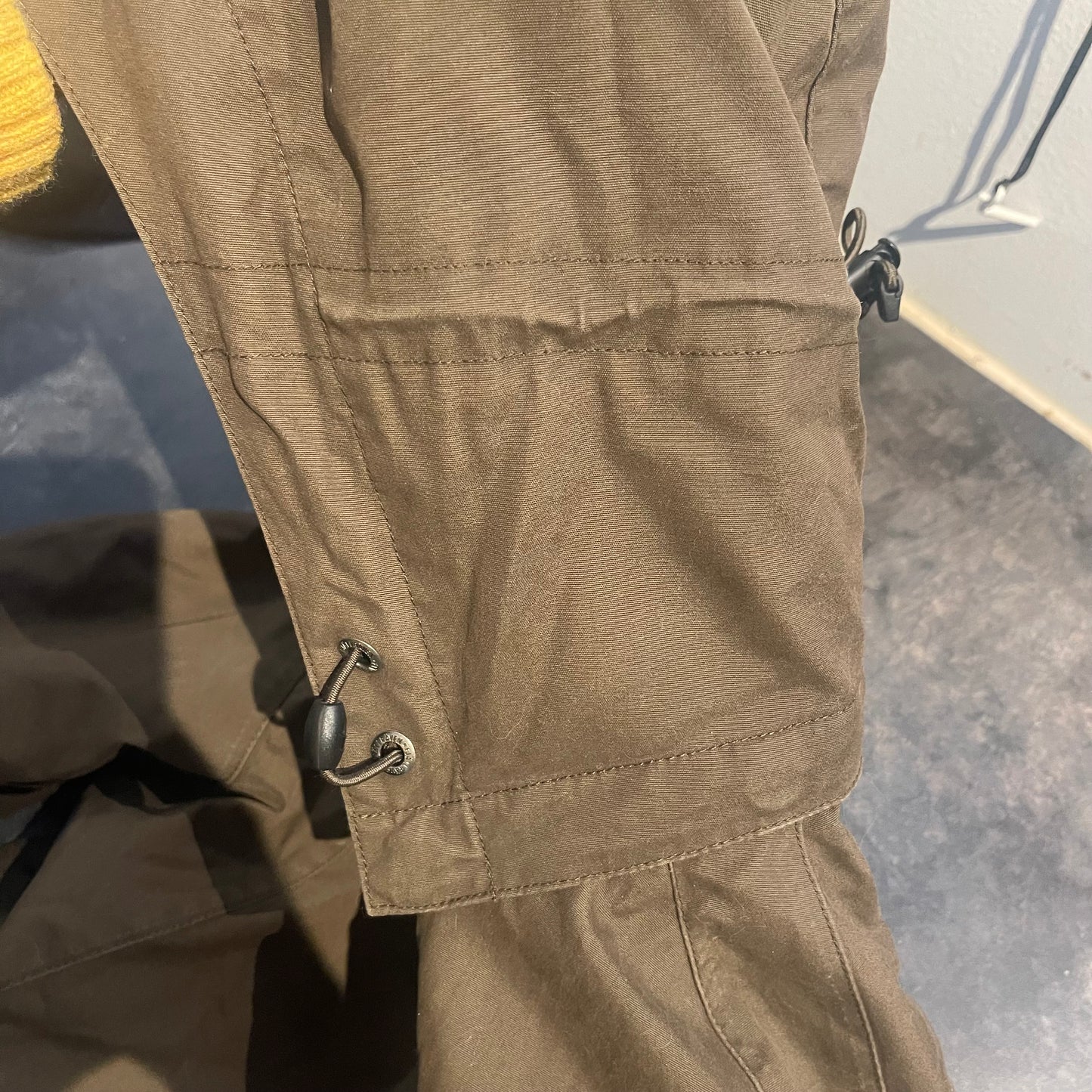 Gefütterte Jacke von Fjällräven (XS Damen) Winter Parka G-1000 braun