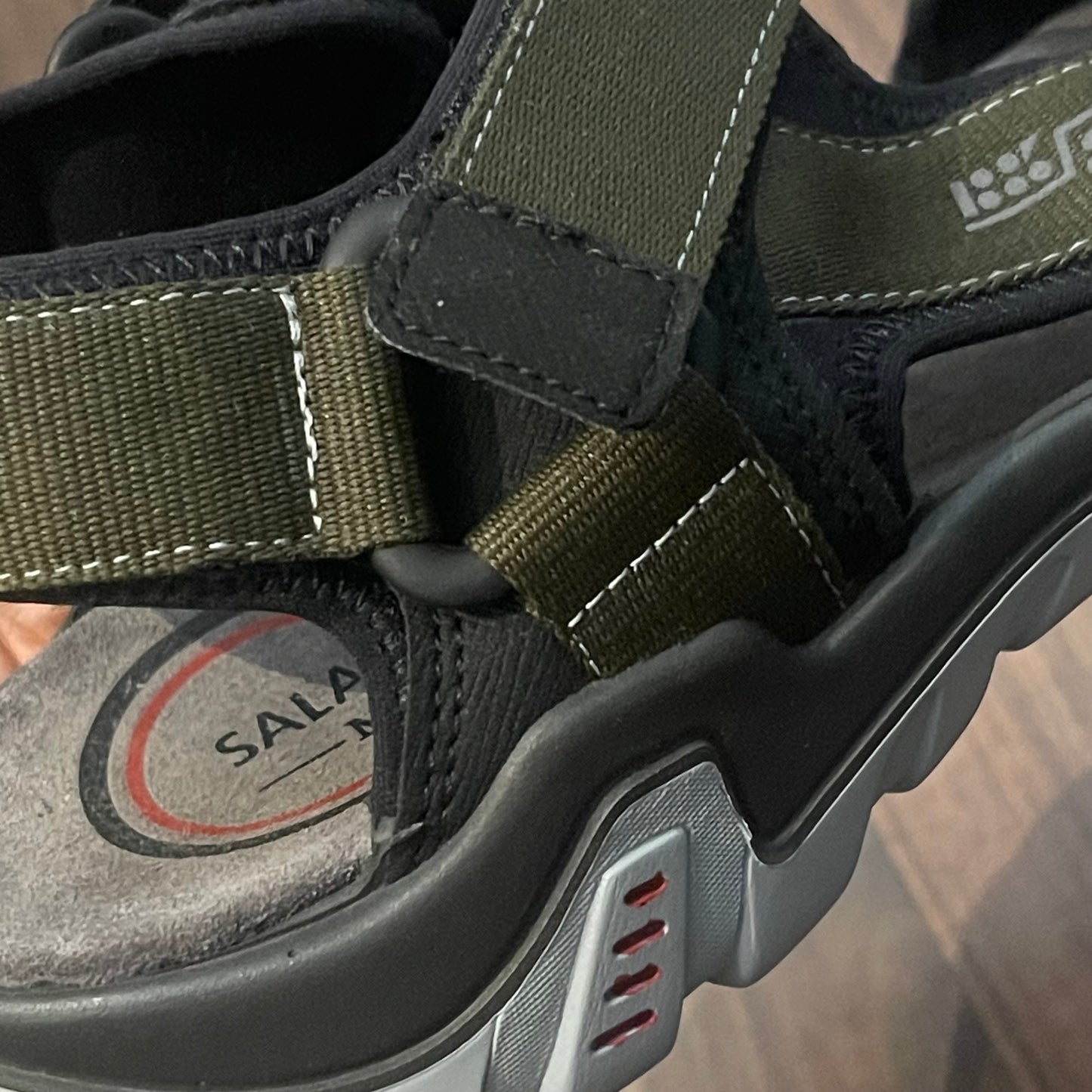 Wander Sandalen 44 Salamander khaki grau