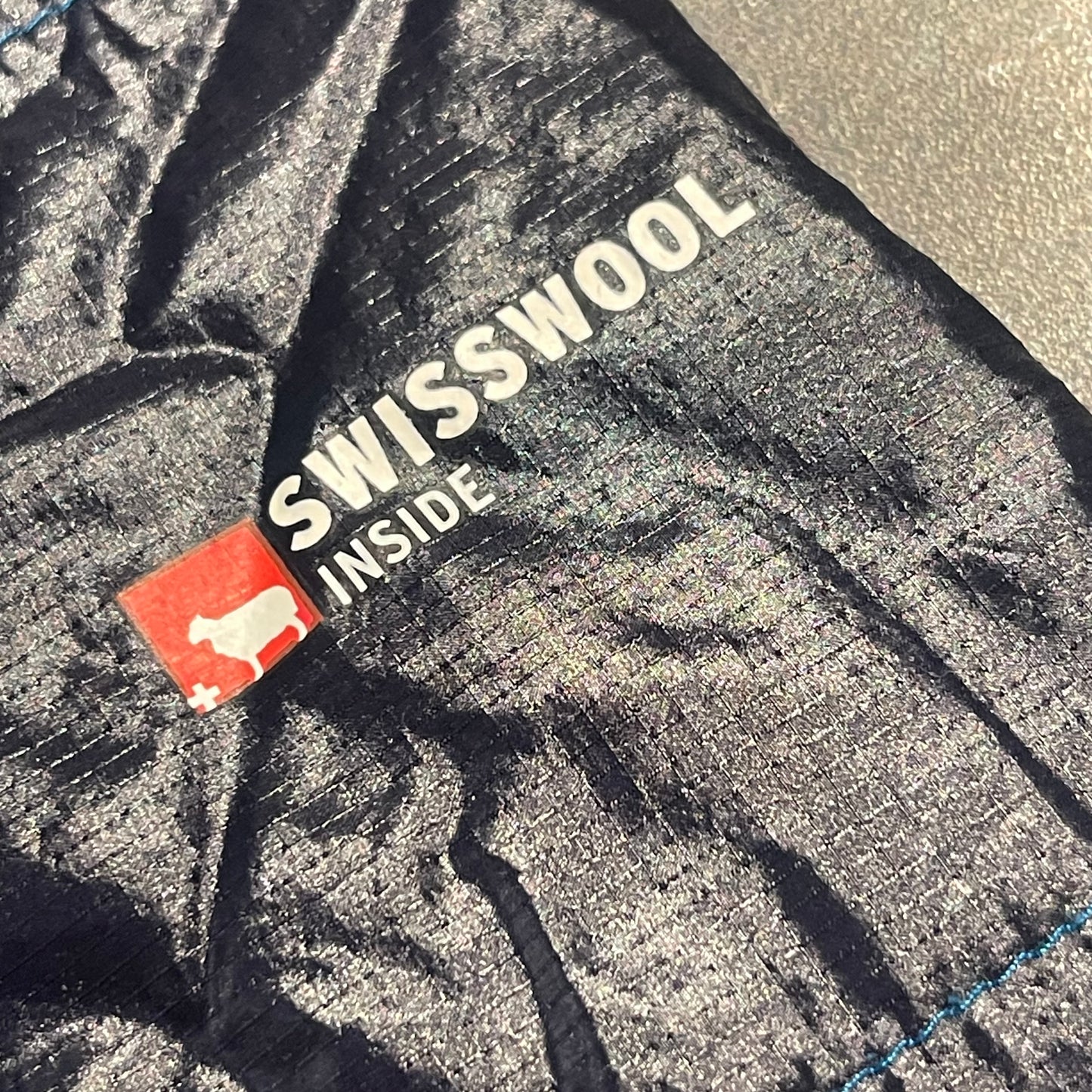 Wende Jacke von Ortovox Swisswool inside (L Damen) schwarz blau